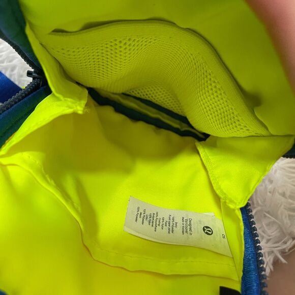 Lululemon Easy Access Crossbody Pink Highlight/Cerulean Blue/Highlight Yellow OS - Picture 3 of 7